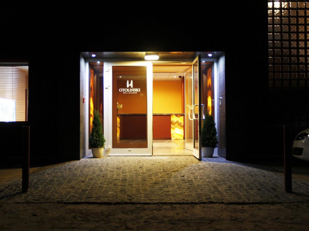 Hotel Otolinski 프우크 외부 사진