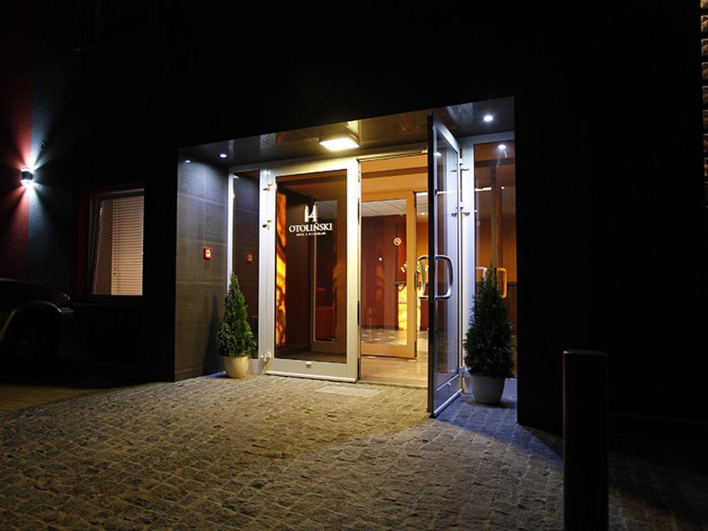 Hotel Otolinski 프우크 외부 사진